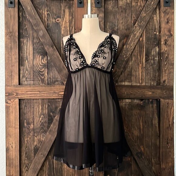 New Sexy Women's Large Steel Plate Chest Sleepwear Lingerie - Picture 1 of 9